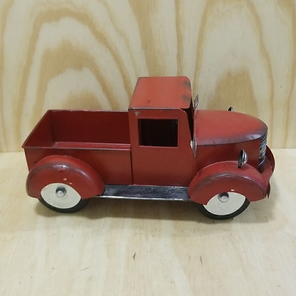 Mr Christmas Animated Handmade Truck
